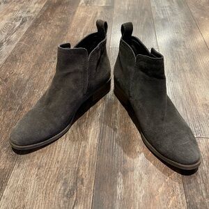 Dolce Vita Black Ankle Boots Chelsea Style